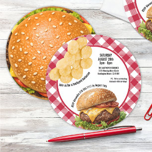 Gegrillter Cheeseburger für BBQ im Hinterhof Einladung