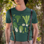 Geh grün! Grüne pflanzliche Blätter | Niedliche Ve T-Shirt<br><div class="desc">Niedlicher Cartoon grünes Gemüse. Bok Choy,  Erbsen,  Brokkoli und Rübenfleisch. Geh grün! Grün von Blättern! Ein lustiger T - Shirt für gesunde Menschen. Ideal für Gärtner,  Bio Bauer,  Köche und Ernährungswissenschaftler. Besuchen Sie Jenn’s Doodle World für coolere T - Shirt und lustige Feinschmecker Geschenke.</div>