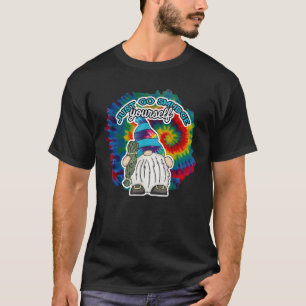 Geh und beschmiere dich selbst mit verrußtem Tie-D T-Shirt