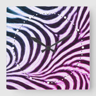 Geh wild Zebra Streifen Schwarz Weiß Blau Lila Quadratische Wanduhr