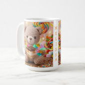 Gehäkelter Teddybär mit S'more personalisiert Kaffeetasse (Vorderseite Links)
