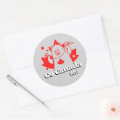 Gehe nach Kanada? Kanadischer Bär mit Flagge Runder Aufkleber (Umschlag)