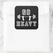 Gehe schwer quadratischer aufkleber (Tasche)