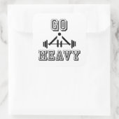 Gehe schwer quadratischer aufkleber (Tasche)