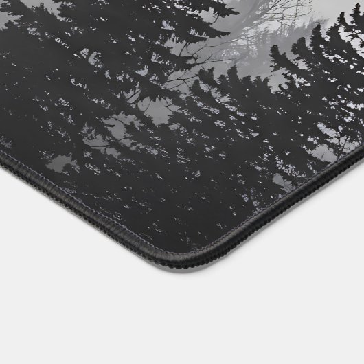 Geheimnisse des Nebels Schreibtischunterlage (Ecke)