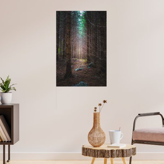 Geheimnisvoller Fichtenwald Poster (Wohnzimmer 3)