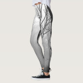Geheimnisvoller nebliger Waldweg Leggings (Links)
