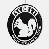 Geheimquirrel-Patch schützt Ihre Nüsse Keramikornament (Links)