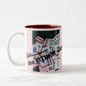 gehen die andere Weisenmilliamperestunde jongg Zweifarbige Tasse (Links)