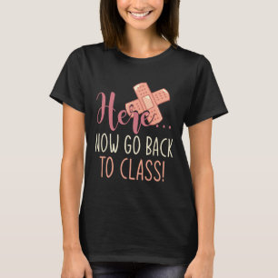Gehen Sie jetzt zurück zu den Schulkrankenpflegern T-Shirt