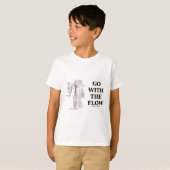 Gehen Sie mit dem Fluss (Kreislaufsystem-Haltung) T-Shirt (Vorne ganz)