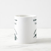 Gehen Sie nehmen eine Wanderung und nehmen mich Kaffeetasse (Mittel)