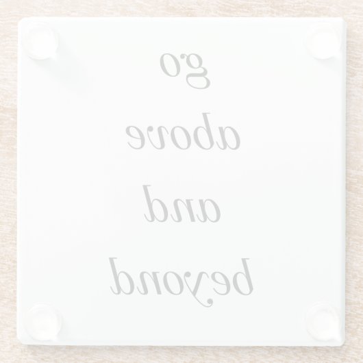 Gehen Sie über und über den Untersetzer aus Glas (Rückseite)