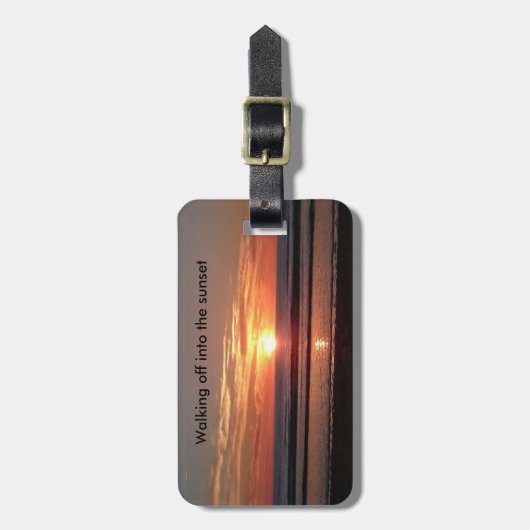 Gehen weg in den gepäckanhänger (Vorderseite vertikal)