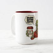 Gehirne vor Kaffee Zombie Halloween Zweifarbige Tasse (Vorderseite Links)