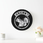 Gehörloses Eichhörnchen - beschädigt - Typ 2 Große Wanduhr (Zuhause)