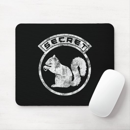 Gehörloses Eichhörnchen - beschädigt - Typ 2 Mousepad (Mit Mouse)