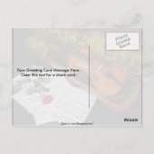 Geige und rote Rose auf schwarzem Hintergrund Postkarte (Rückseite)