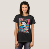 Geisha and Sakura: Japanese-Inspired Art T-Shirt (Vorne ganz)