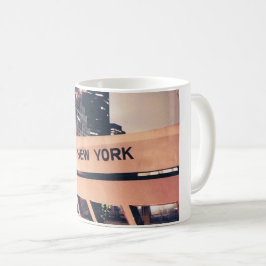 Geist der New Yorker Tasse (VorderseiteRechts)
