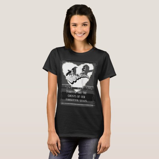 Geist der vergessenen Selves Gray Crows Ravens T-Shirt (Vorne ganz)