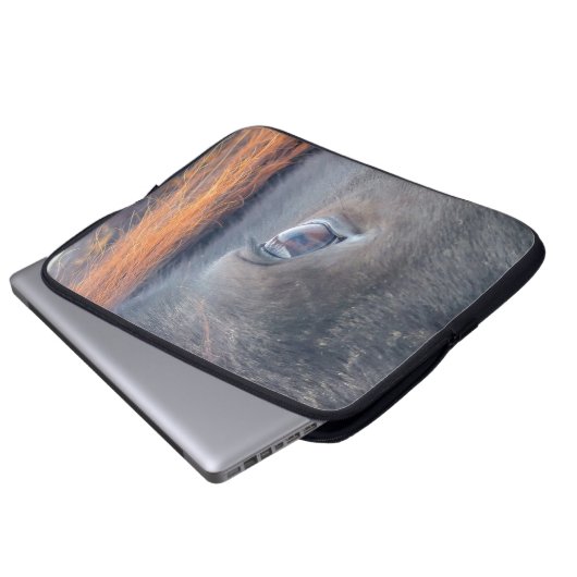 Geist des Geschenks des Pferdes Laptopschutzhülle (Vorne Knopf)