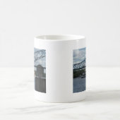 Geist von Dubuque auf Fluss Mississipi Kaffeetasse (Mittel)