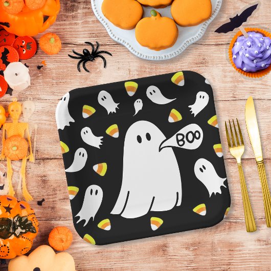 Geister und Candy Corn Pappteller