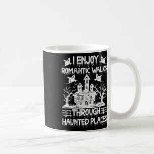 Geisterjagd Romantische Spaziergänge durch Spuk Or Kaffeetasse