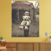 Geisterkind beim abandonierten Vintagen Zirkuszent Leinwanddruck (Insitu (Wohnzimmer))