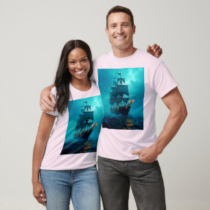 Geisterschiff im Sturmgewässer-Design T-Shirt