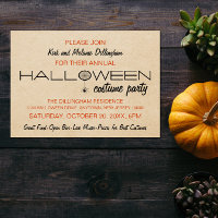 Geistige Typografie Halloween Einladung