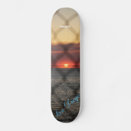 geketteter Sunset Skateboard