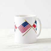 Gekreuzte Flaggen US und der Dominikanischen Kaffeetasse (VorderseiteRechts)
