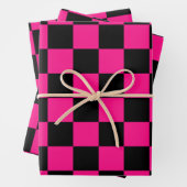 Gekreuzte Quadrate mit rosa, geometrischem Retro Geschenkpapier Set (Beispiel)