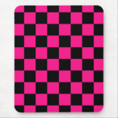 Gekreuzte Quadrate mit rosa, geometrischem Retro Mousepad (Vorne)