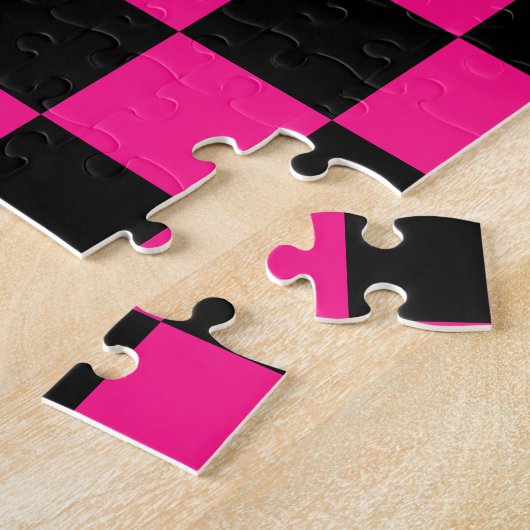 Gekreuzte Quadrate mit rosa, geometrischem Retro Puzzle (Seite)