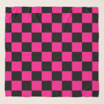 Gekreuzte Quadrate mit rosa, geometrischem Retro Schal<br><div class="desc">Kegelförmige Quadrate heißen rosa schwarzen geometrischen Retro-Muster Geschenk für sie. Cooles geometrisches rechteckiges Muster in Retro. Vintage Fliesen schwarz und heiß rosa modernes Schachbrett.</div>