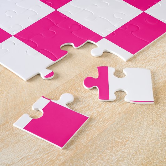 Gekreuzte Quadrate mit weißem, rosa Retro Puzzle (Seite)