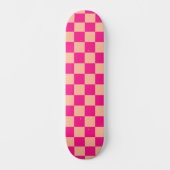 Gekreuzte Quadrate pfirsichfarbenes geometrisches  Skateboard (Vorderseite)