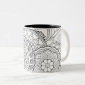 Gekritzel-Blumen und Mandalas Zweifarbige Tasse (VorderseiteRechts)