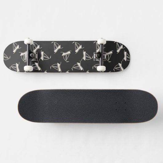 Gekritzel-Segelboot-Muster Skateboard (Horizontal)