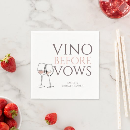 Gekritzelte Weingläser Vino Before Vows Brautparty Serviette (Beispiel)