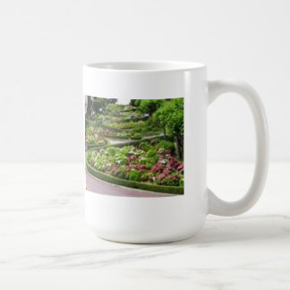 Gekrümmte Straße Kaffeetasse