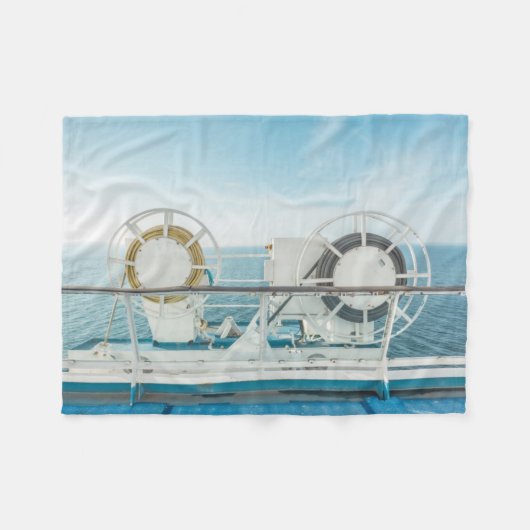 Geländer eines Kreuzschiffs Fleecedecke (Vorderseite (Horizontal))