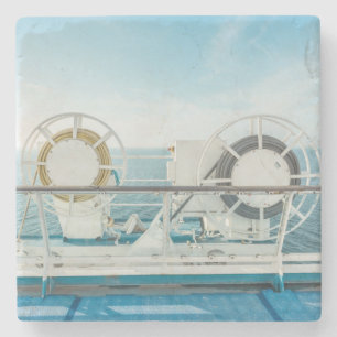 Geländer eines Kreuzschiffs Steinuntersetzer