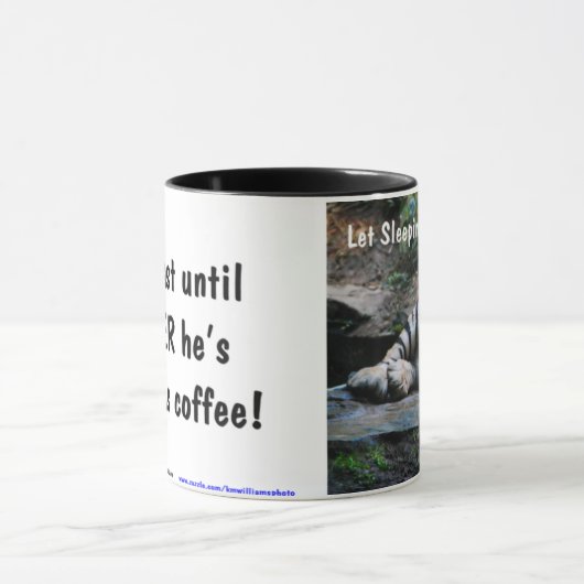 Gelassene Schlafentiger-Lüge Tasse (Zentrum)