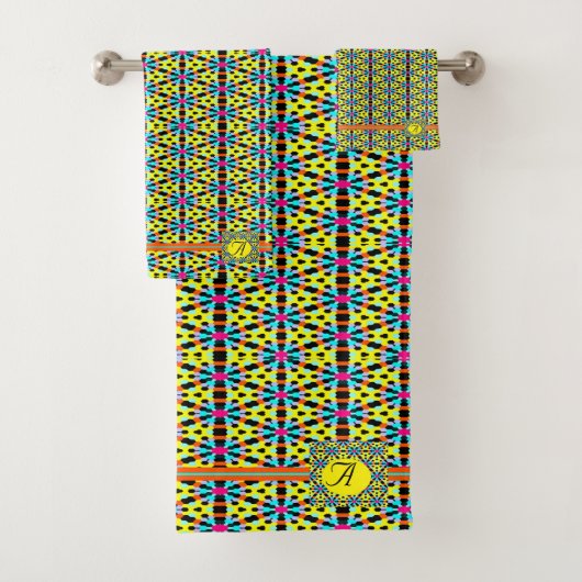 Gelb/Aqua/Rote Streifen/Dreiecke Badhandtuch Set (Insitu)