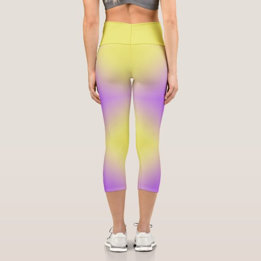 Gelb bis Lila Diamantmuster Capri Leggings (Rückseite)