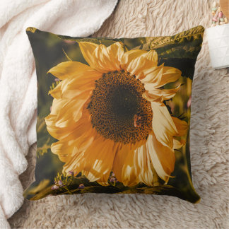 Gelb-gelbe Single-Blumendekor Kissen